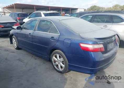 2007 Toyota Camry Se V6 z USA, uszkodzony, nr VIN 4T1BK46K67U044571